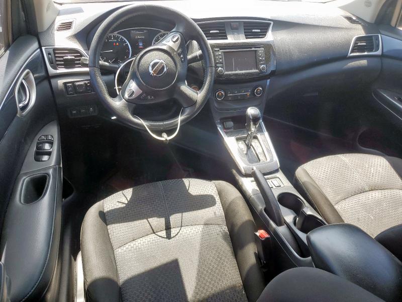 Седани NISSAN SENTRA 2016 Червоний