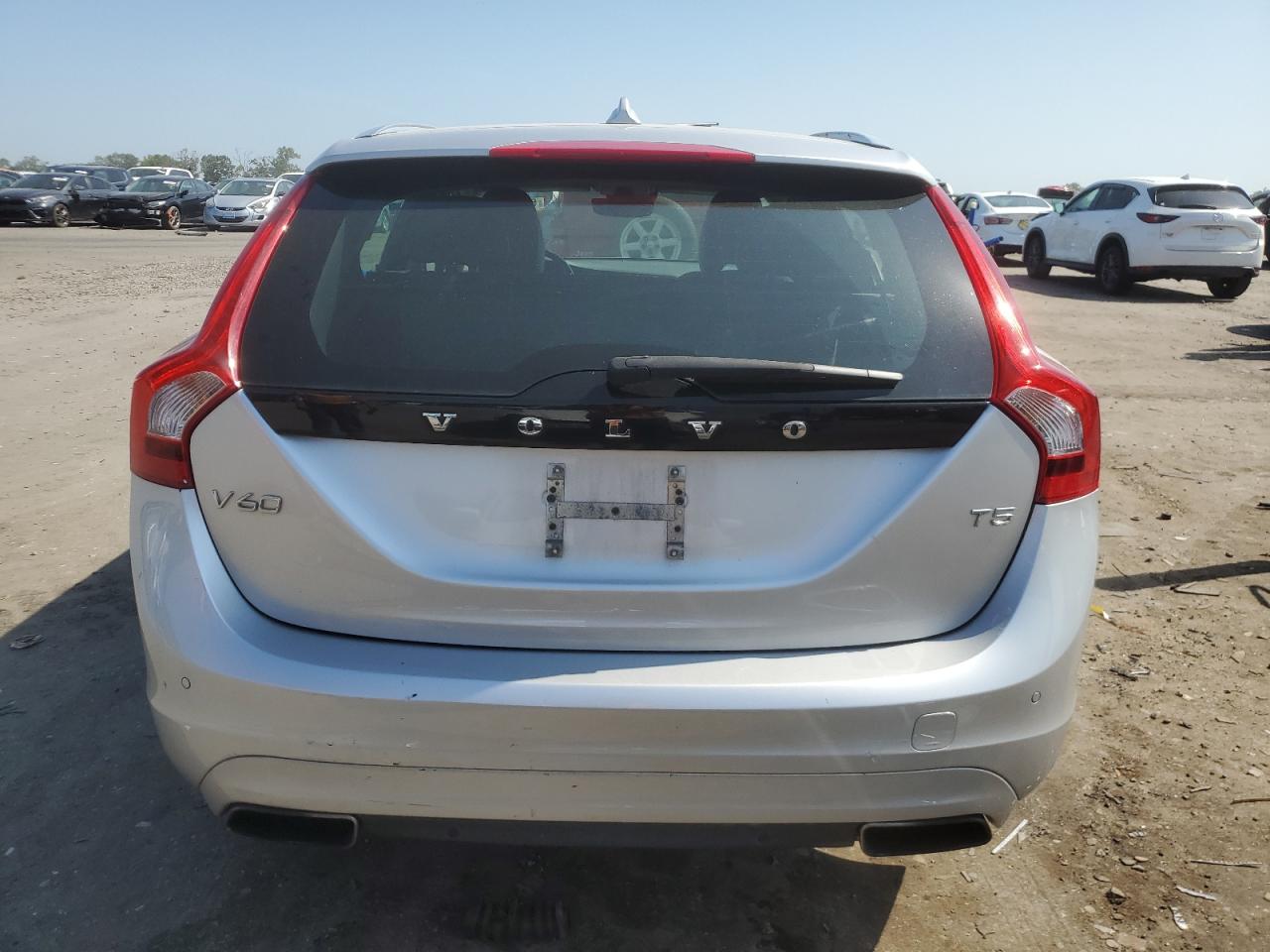 2016 Volvo V60 T5 Premier VIN: YV140MEK2G1315366 Lot: 61900905