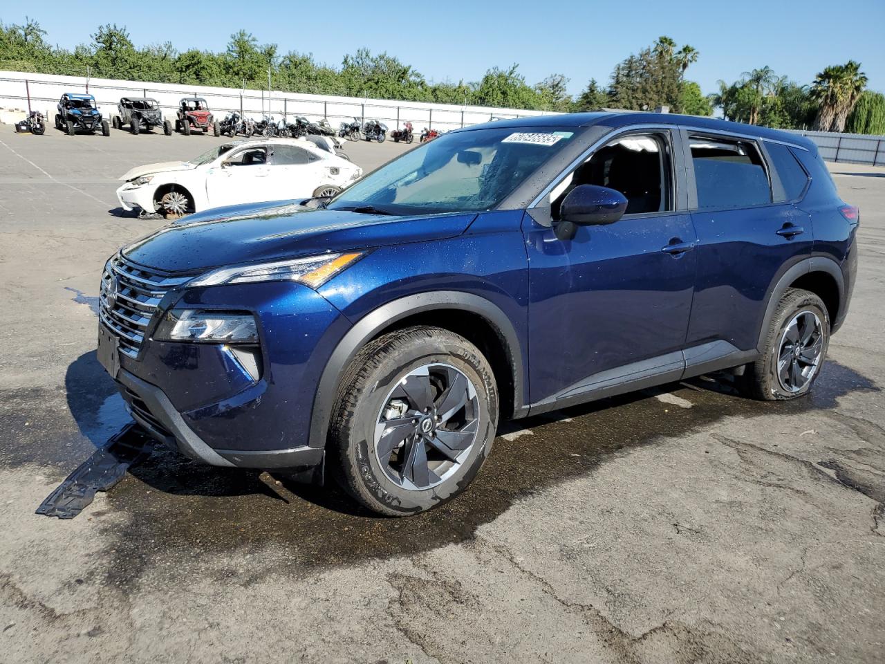 2025 Nissan Rogue Sv na sprzedaż w Fresno, CA - Front End