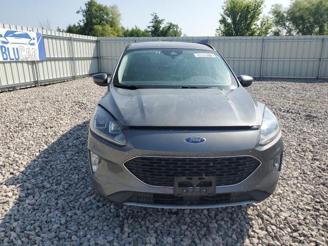  FORD ESCAPE 2021 Srebrny