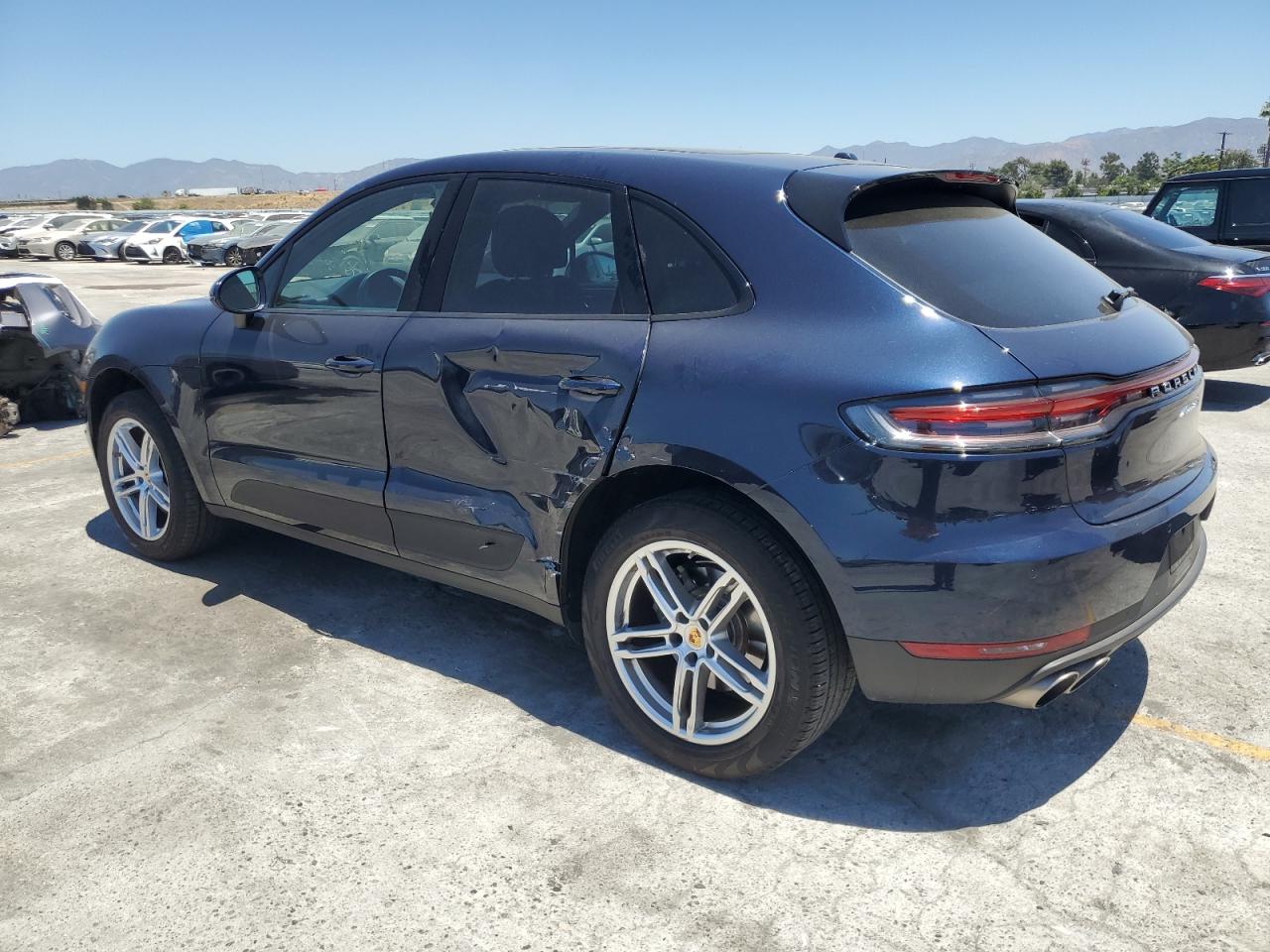 2020 Porsche Macan S VIN: WP1AB2A50LLB32357 Lot: 63089685