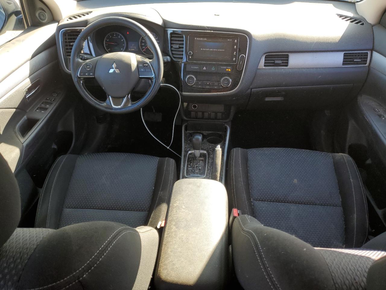 2018 Mitsubishi Outlander Es VIN: JA4AZ2A35JZ616413 Lot: 61454925