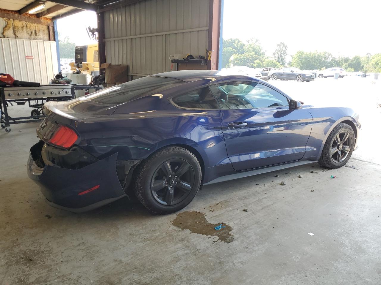 FORD MUSTANG 2018 VIN 1FA6P8TH4J5170538 фото 3