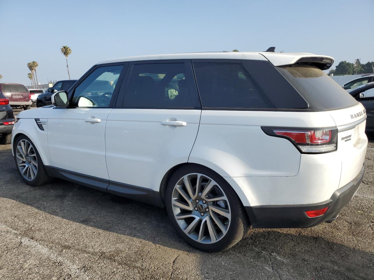 LAND ROVER RANGEROVER 2016 VIN SALWR2VF0GA563930 фото 2
