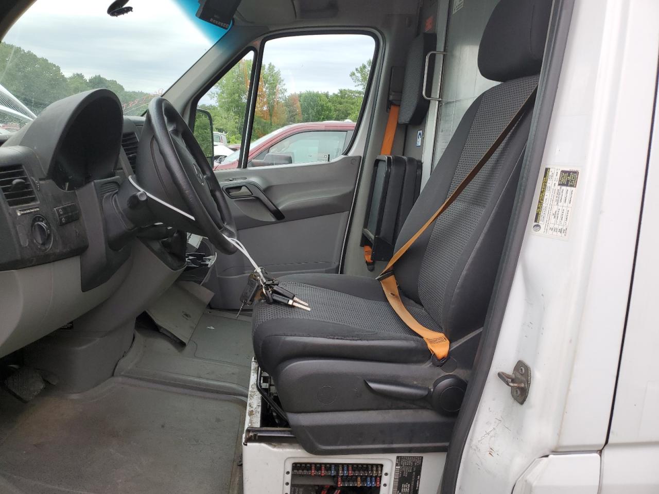 MERCEDES-BENZ SPRINTER 2011 VIN WD3PE8CB5B5587002 zdjęcie 7