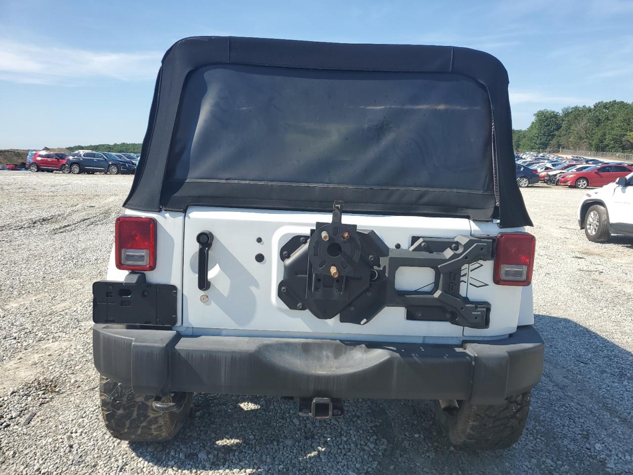 2015 Jeep Wrangler Unlimited Sahara VIN: 1C4BJWEG3FL584920 Lot: 61843525