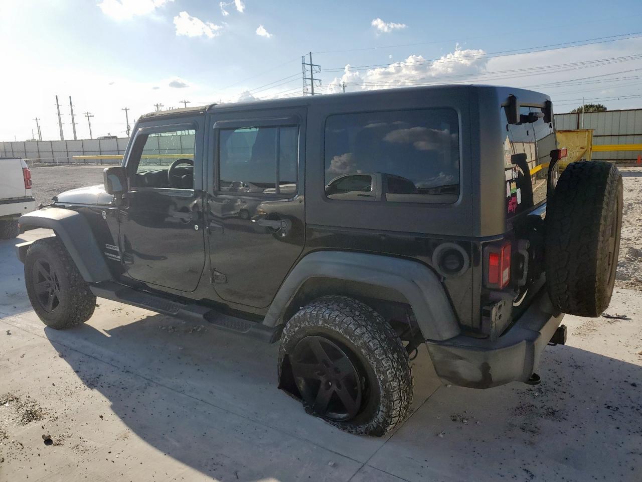 JEEP WRANGLER 2016 VIN 1C4BJWDG5GL325168 zdjęcie 2
