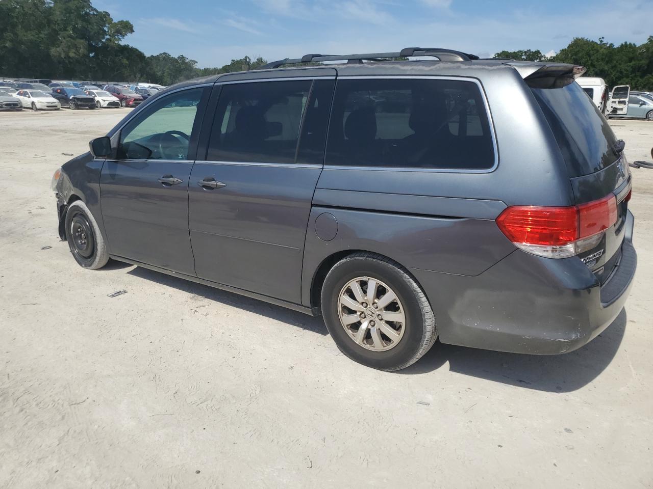 HONDA All Models 2010 VIN 5FNRL3H48AB054141 photo 2