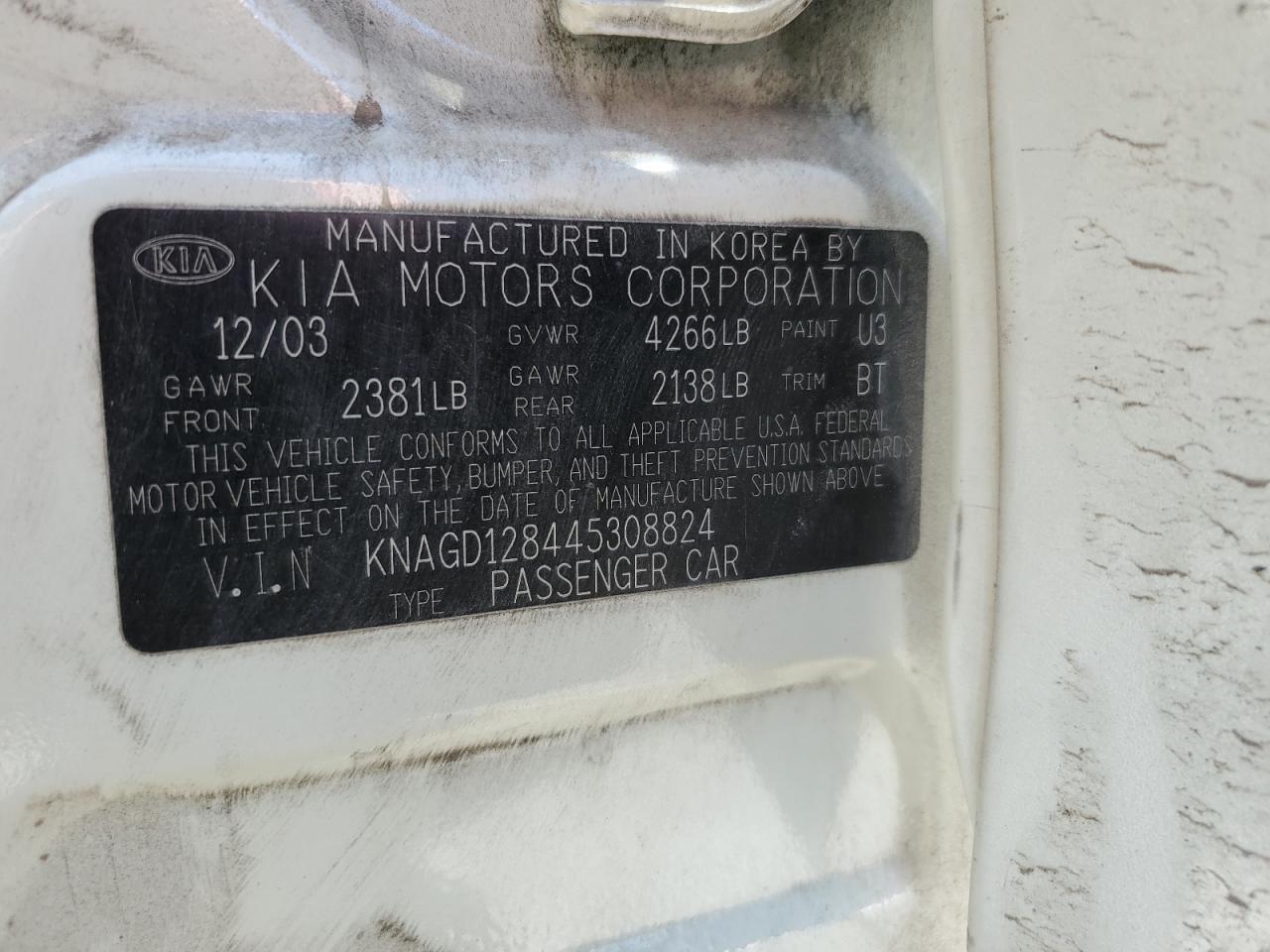 2004 Kia Optima Lx VIN: KNAGD128445308824 Lot: 62962595