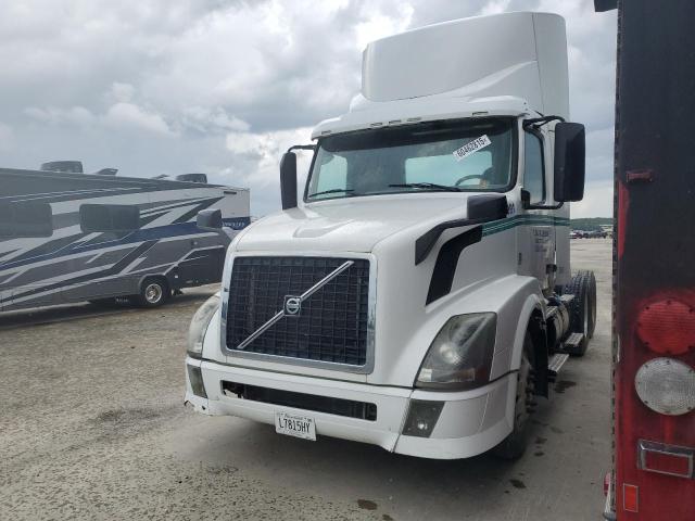 2014 VOLVO VN VNL  