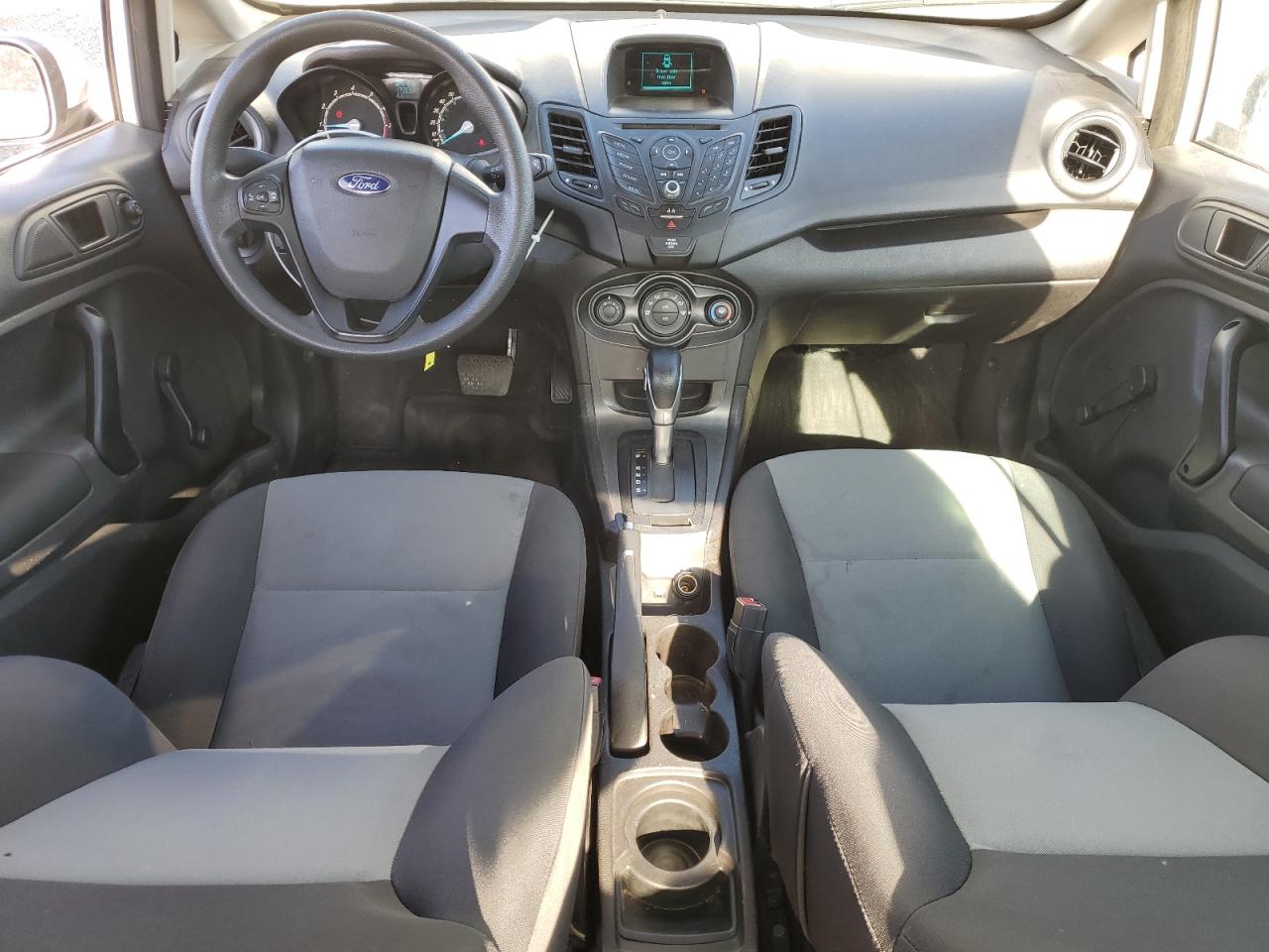 2015 Ford Fiesta S VIN: 3FADP4AJ5FM221293 Lot: 62786335