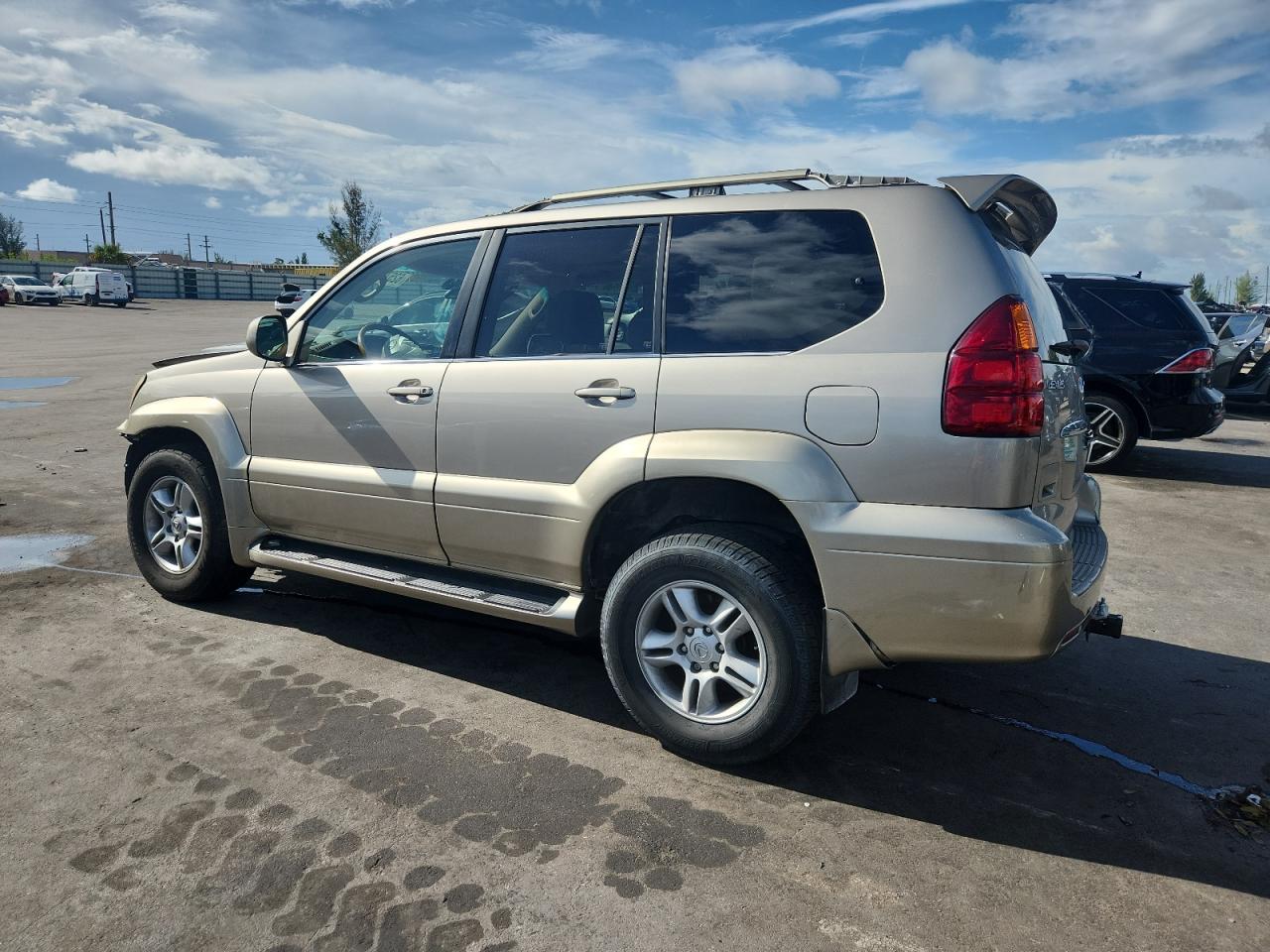 LEXUS GX 2004 VIN JTJBT20X940041707 photo 2