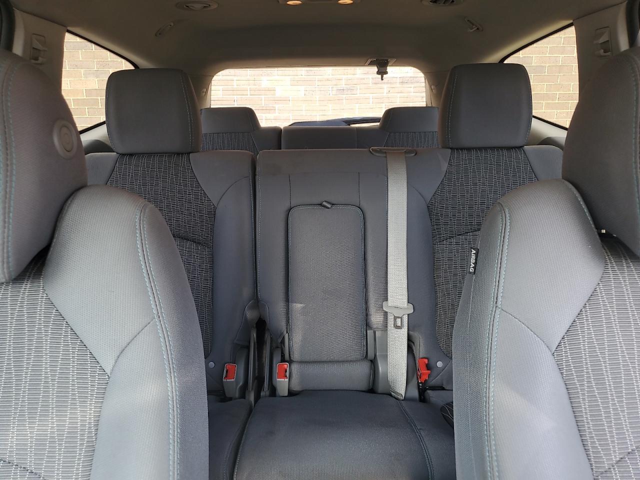 2017 Chevrolet Traverse Ls VIN: 1GNKVFKDXHJ212804 Lot: 62127275