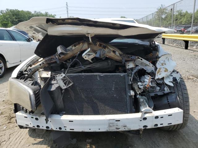 Седани CHRYSLER 300 2014 Білий