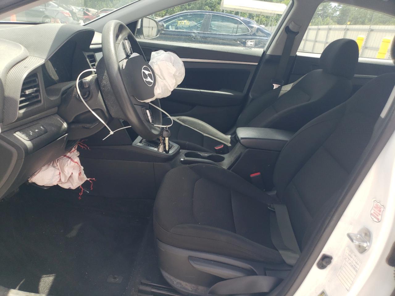 2019 Hyundai Elantra Sel VIN: 5NPD84LF9KH484760 Lot: 61078395