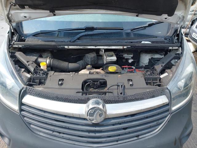 2015 VAUXHALL VIVARO CDT