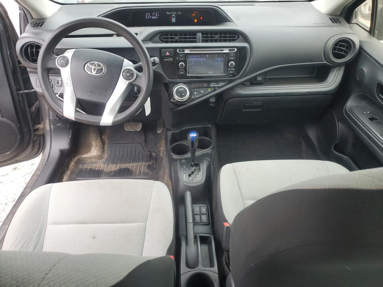 2015 Toyota Prius C VIN: JTDKDTB36F1103951 Lot: 61331925