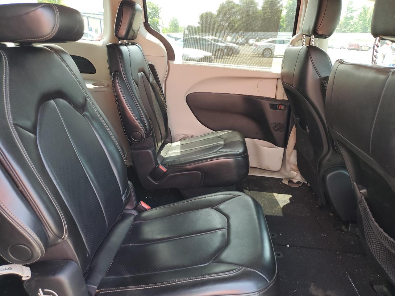 2020 Chrysler Voyager Lxi VIN: 2C4RC1DG3LR265663 Lot: 62541095