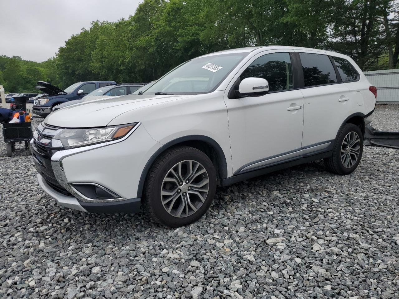 2016 Mitsubishi Outlander Se for Sale in North Billerica, MA - Rear End
