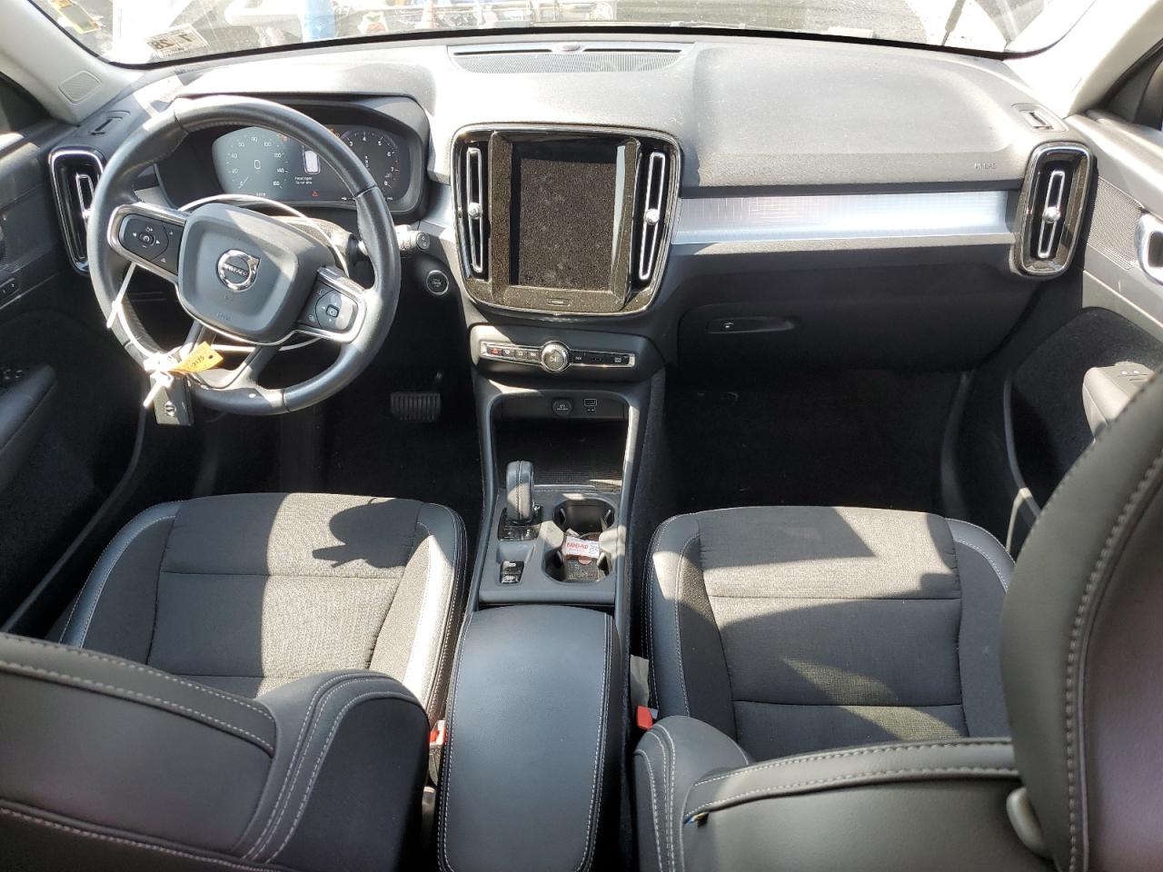 2020 Volvo Xc40 T5 Momentum VIN: YV4162UK9L2251101 Lot: 61938055