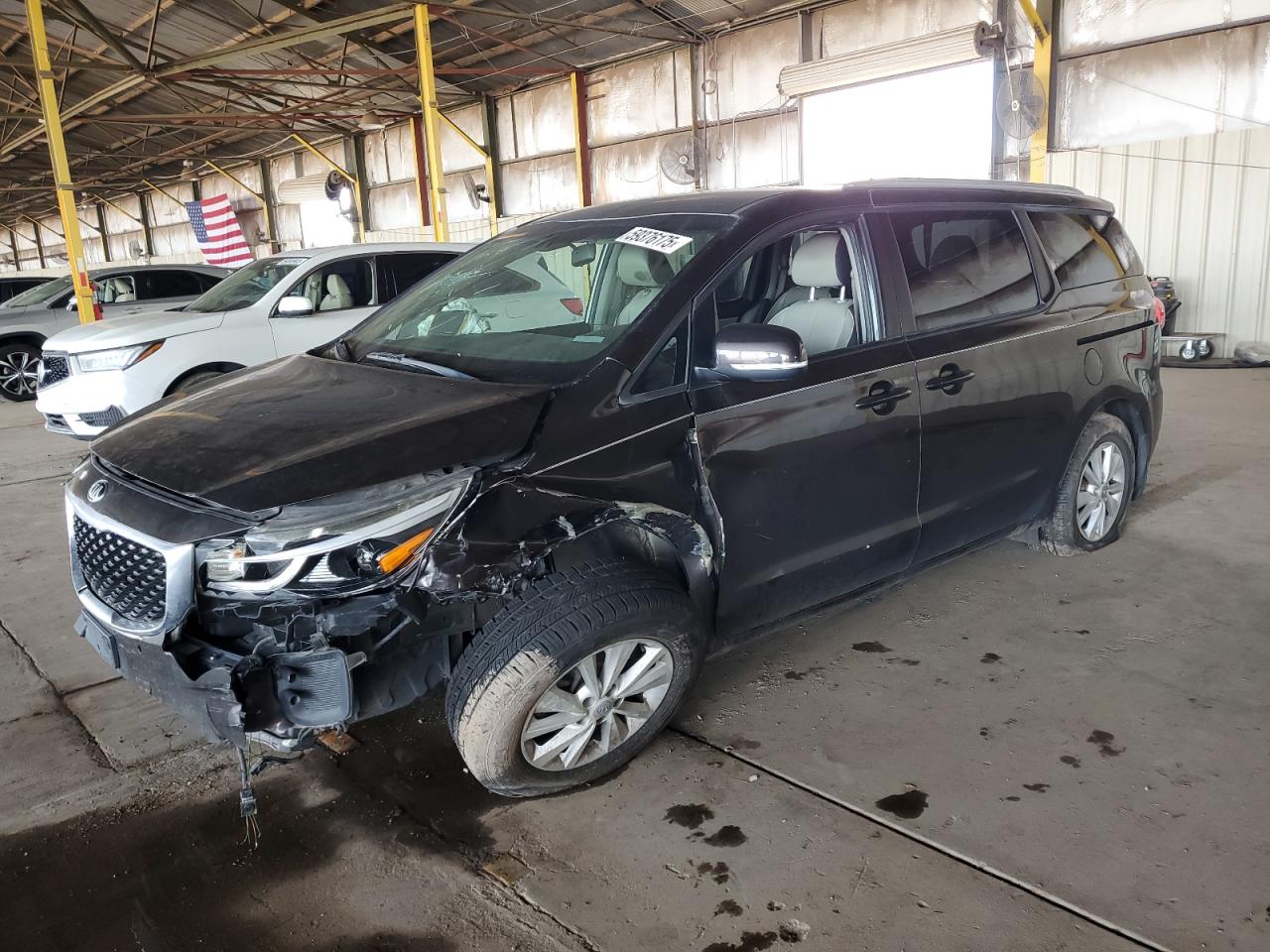 2017 Kia Sedona Lx للبيع في Phoenix، AZ - Front End
