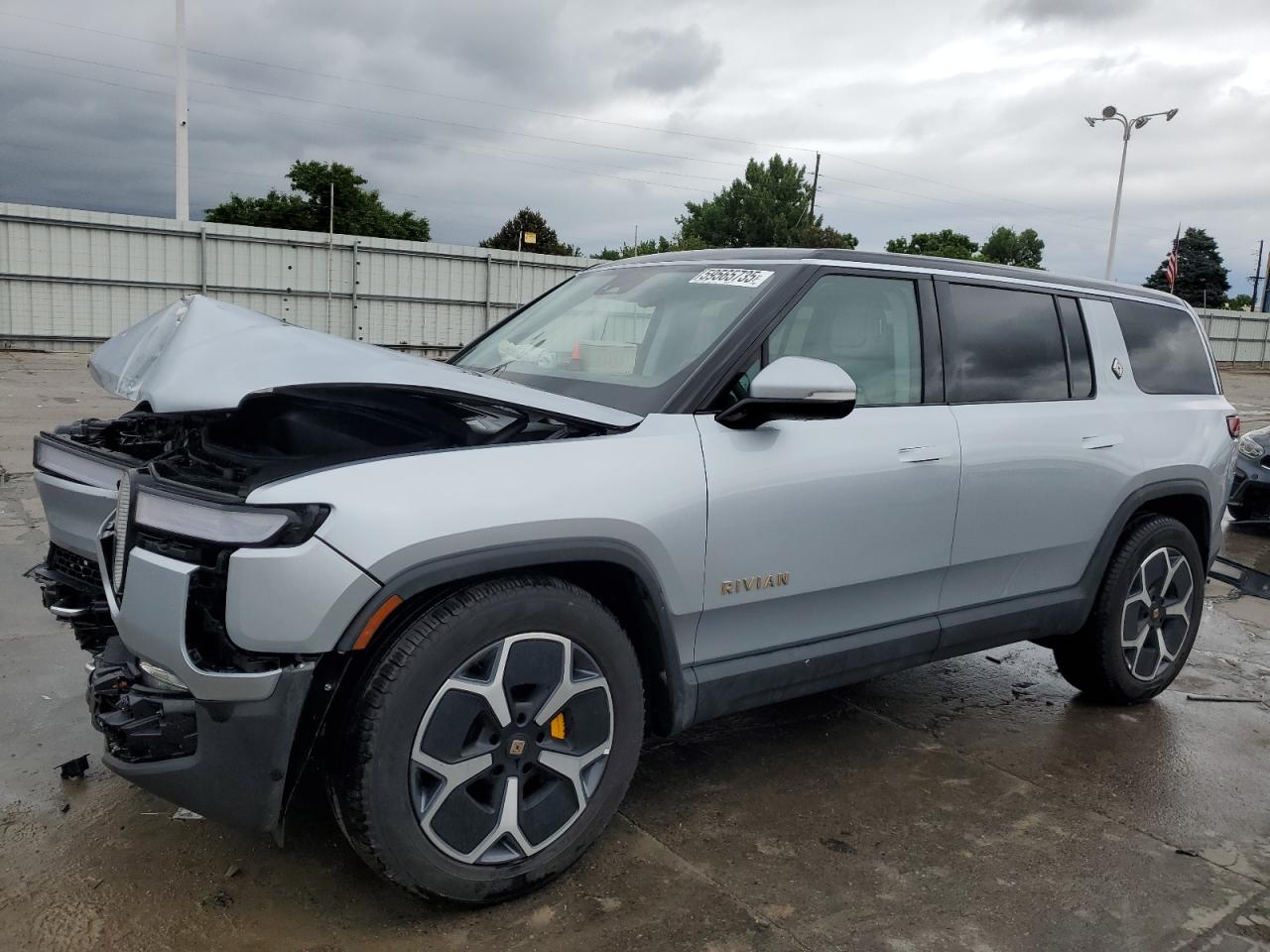 2023 Rivian R1S Adventure