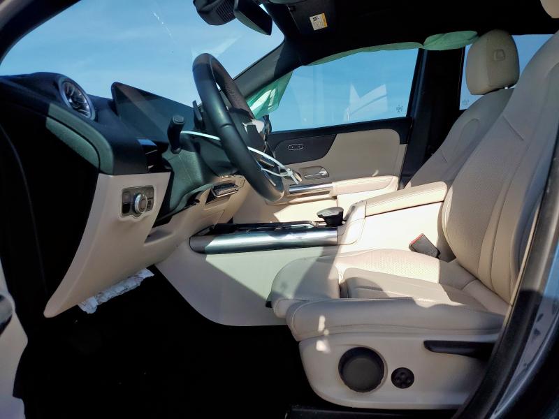  MERCEDES-BENZ GLA-CLASS 2022 Granatowy