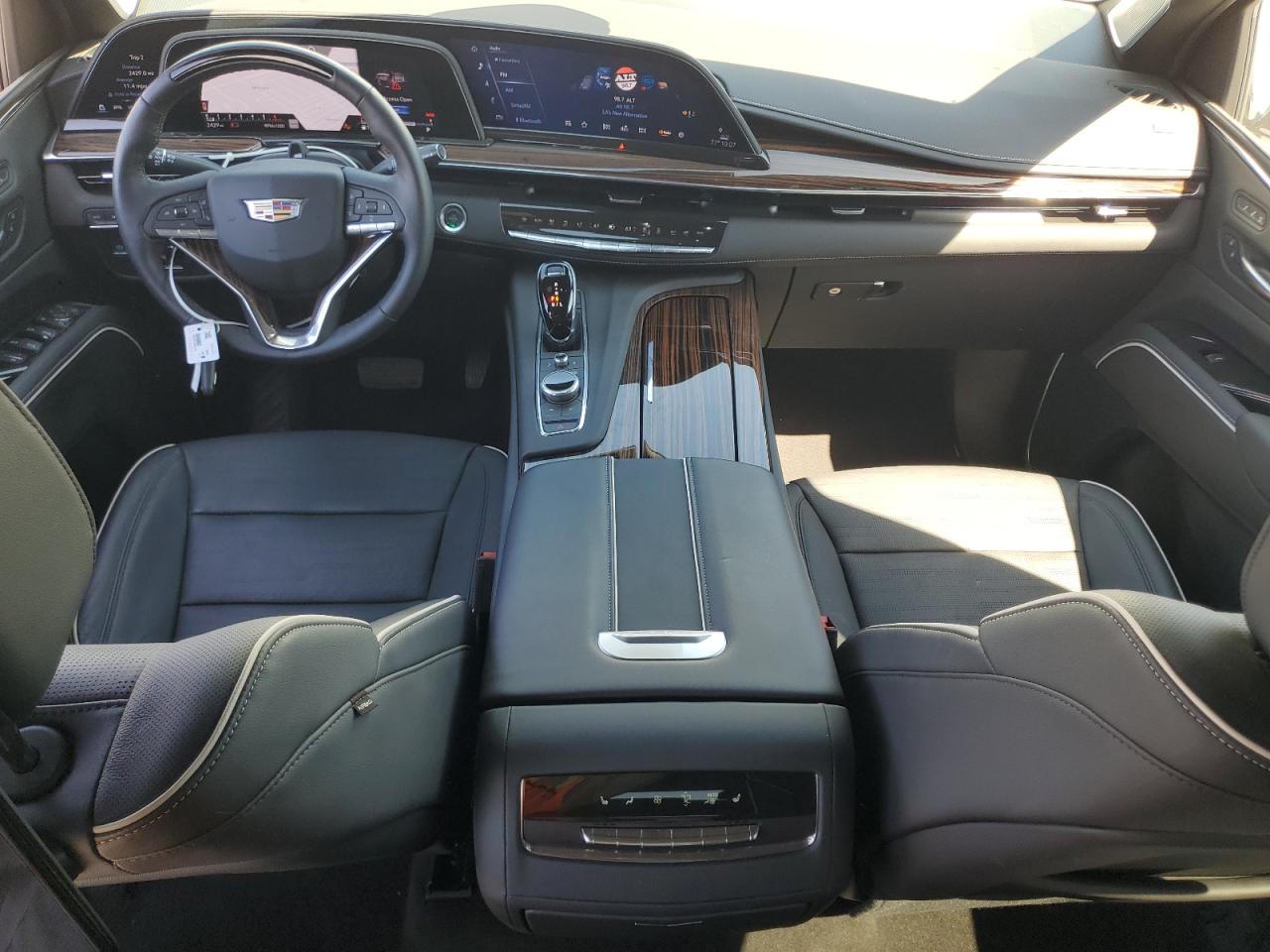 2024 Cadillac Escalade Premium Luxury VIN: 1GYS4CKL1RR321179 Lot: 60243525