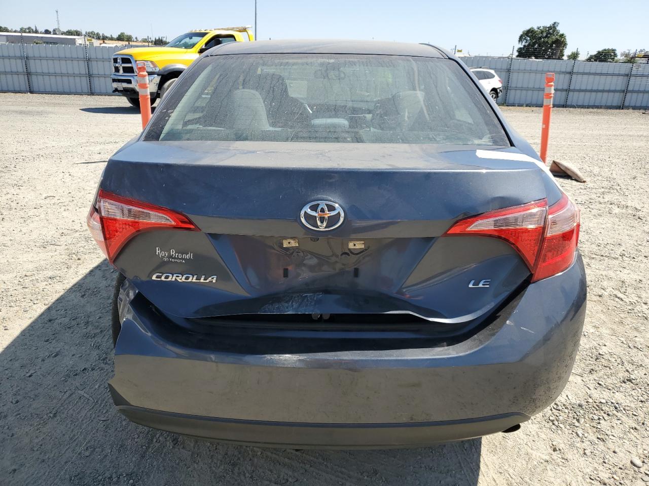 2017 Toyota Corolla L VIN: 5YFBURHE5HP726956 Lot: 62965765