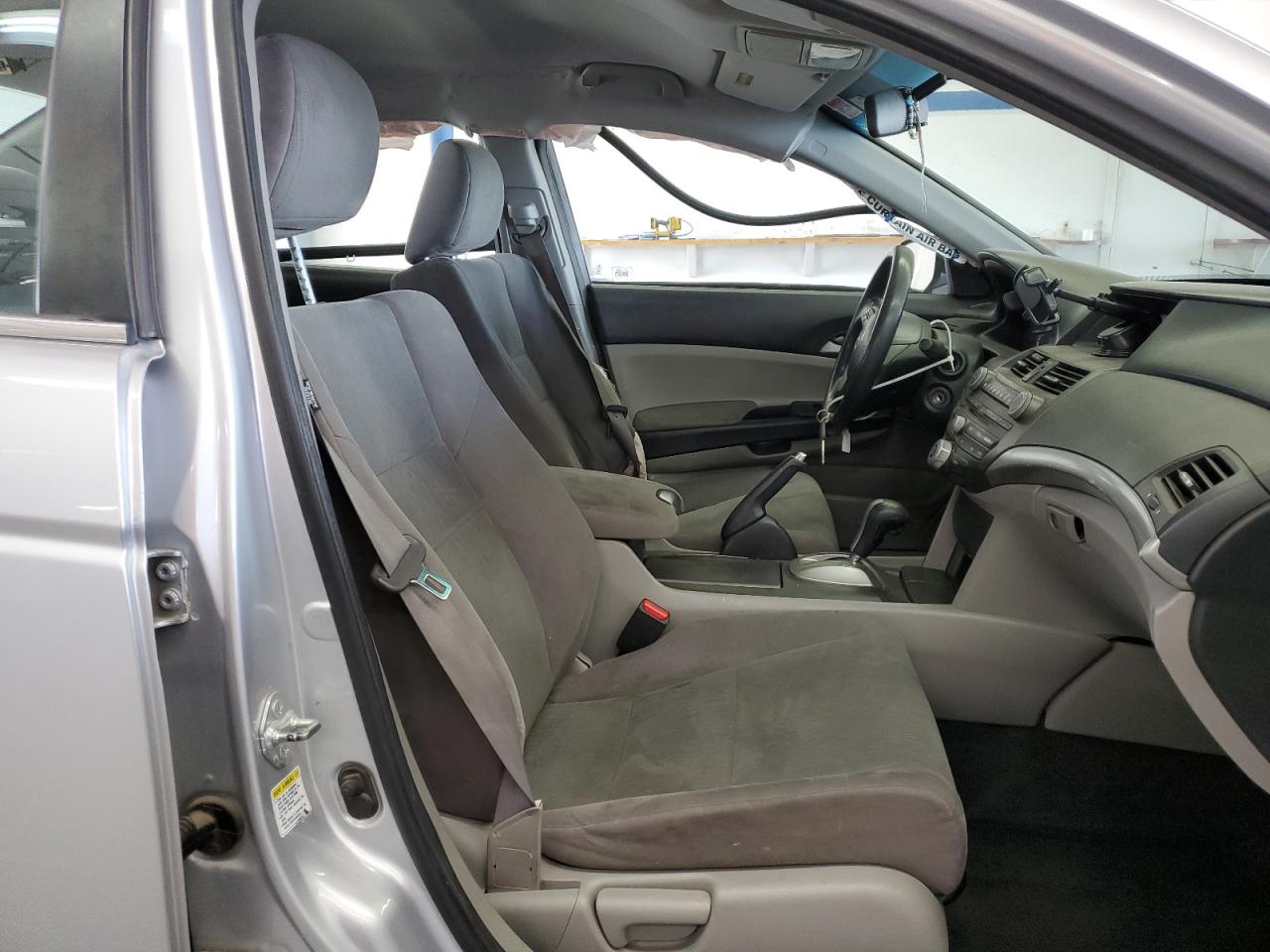 2011 Honda Accord Lx VIN: 1HGCP2F33BA148941 Lot: 61204065