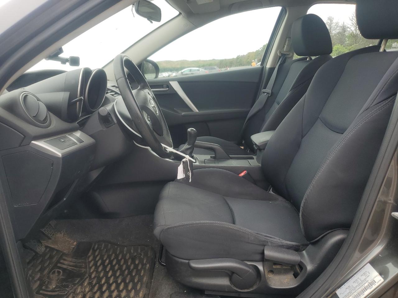 2010 Mazda 3 S VIN: JM1BL1S62A1350765 Lot: 62418585