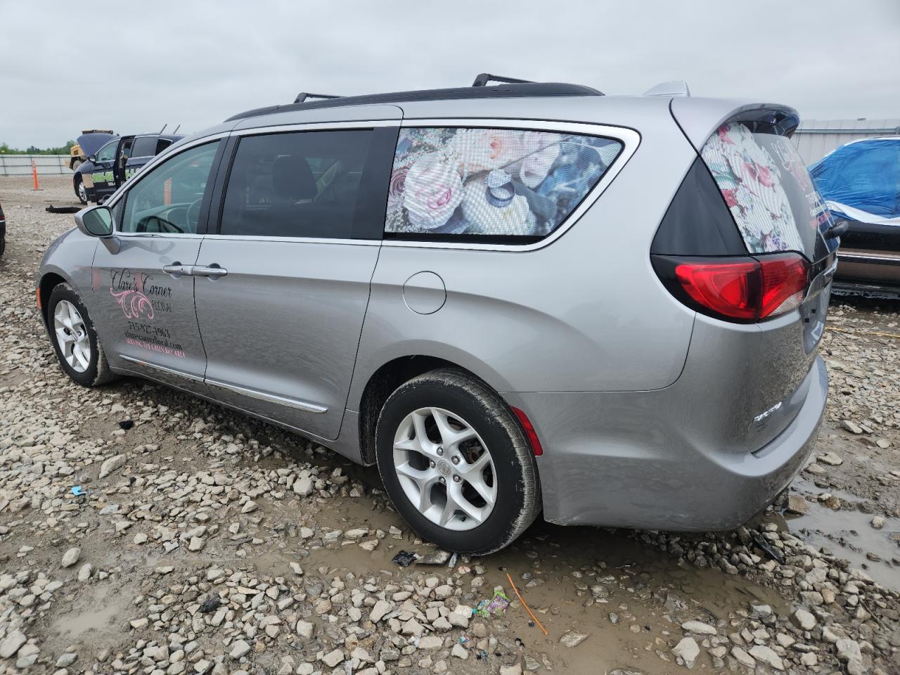 CHRYSLER PACIFICA 2017 VIN 2C4RC1BG6HR805372 фото 2