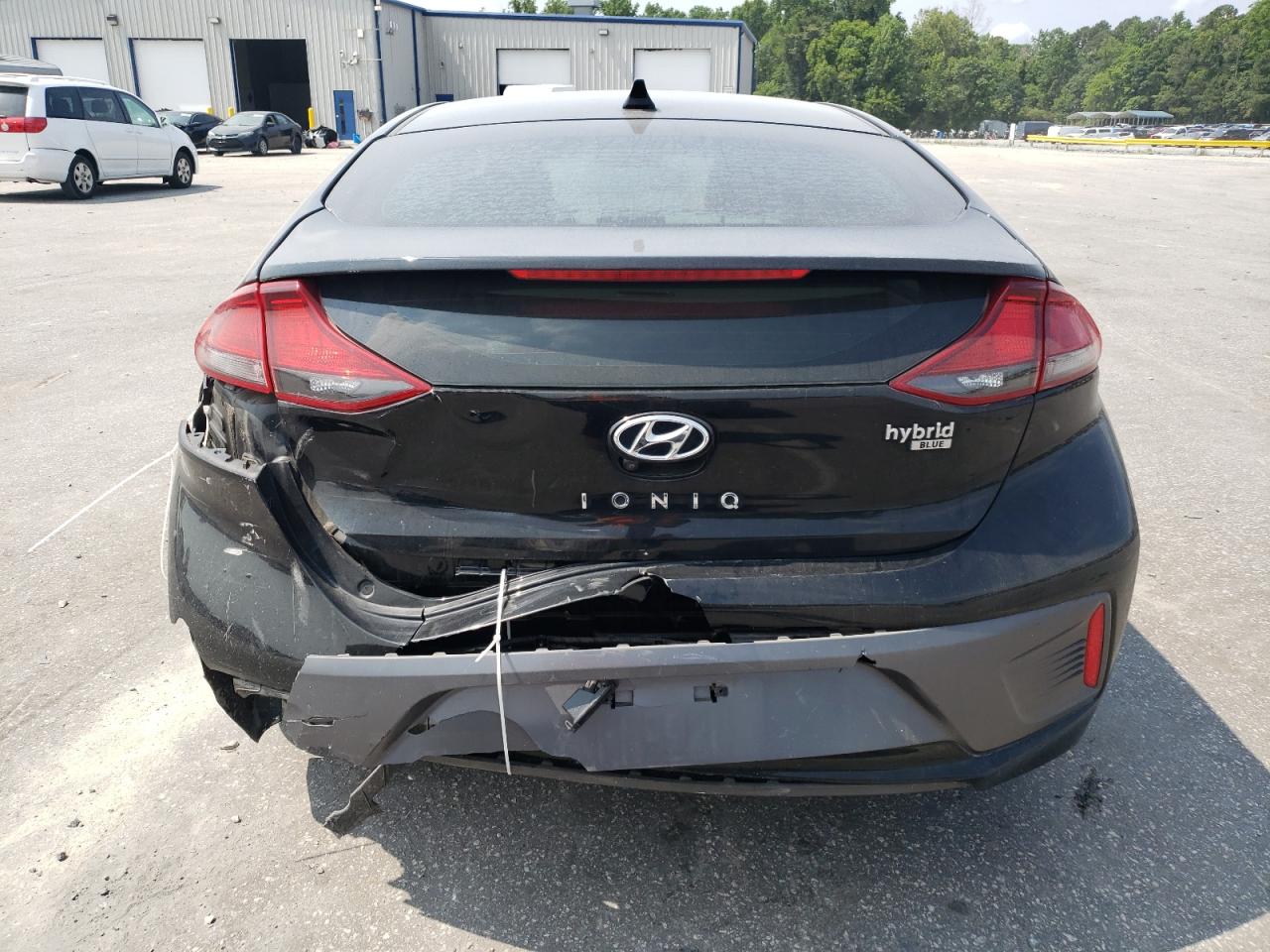 2020 Hyundai Ioniq Blue VIN: KMHC65LC2LU221414 Lot: 59317405