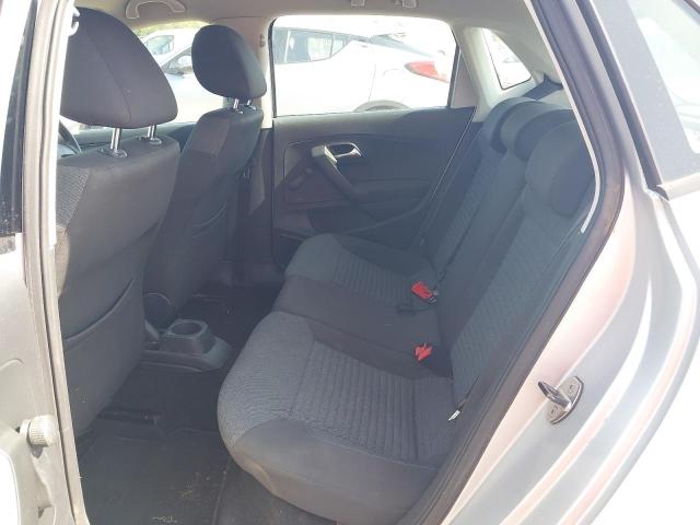 2011 VOLKSWAGEN POLO S 60