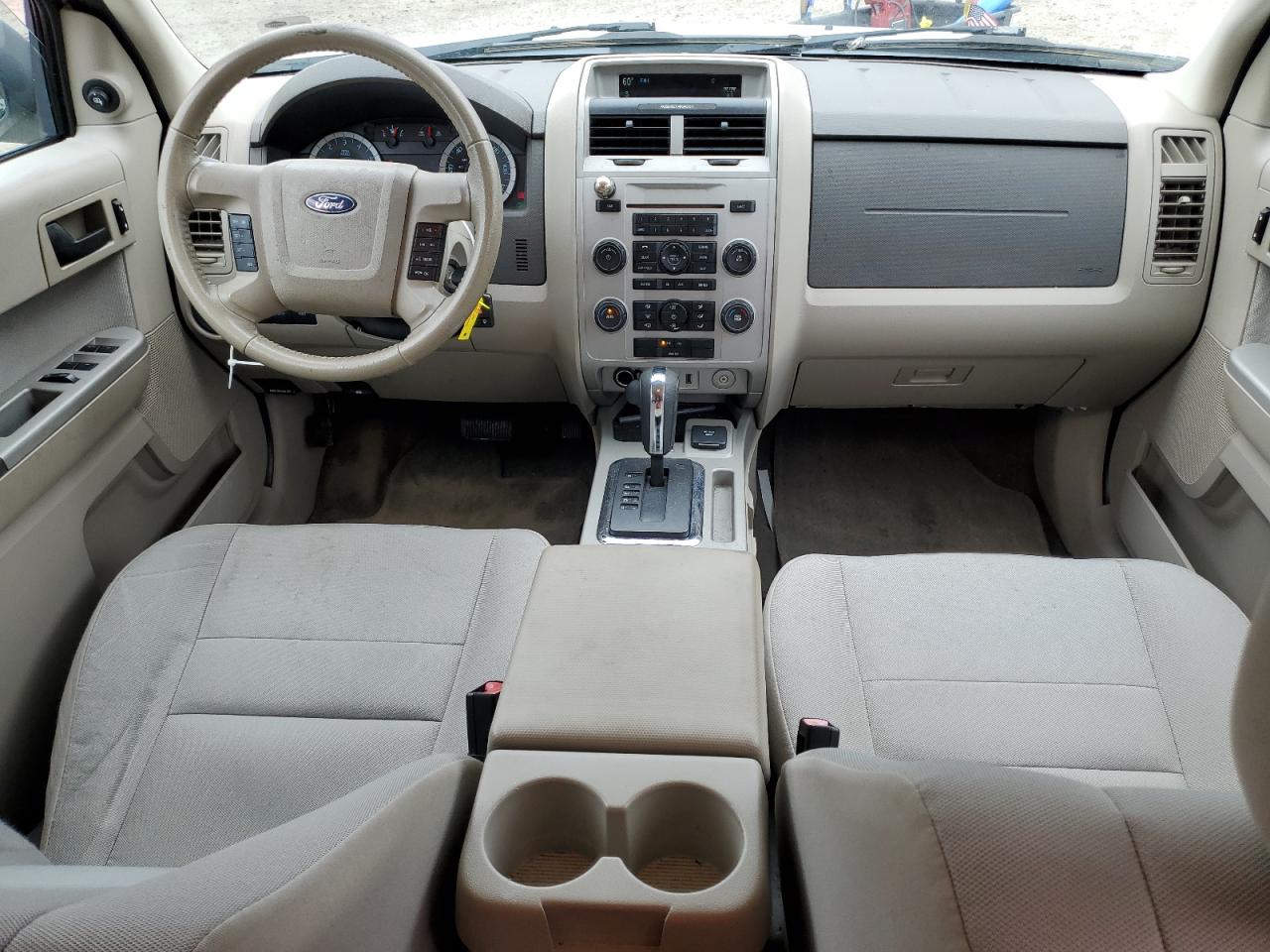 FORD ESCAPE 2011 VIN 1FMCU5K31BKC31871 photo 8