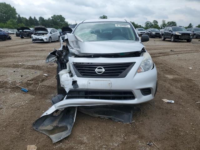  NISSAN VERSA 2014 Srebrny