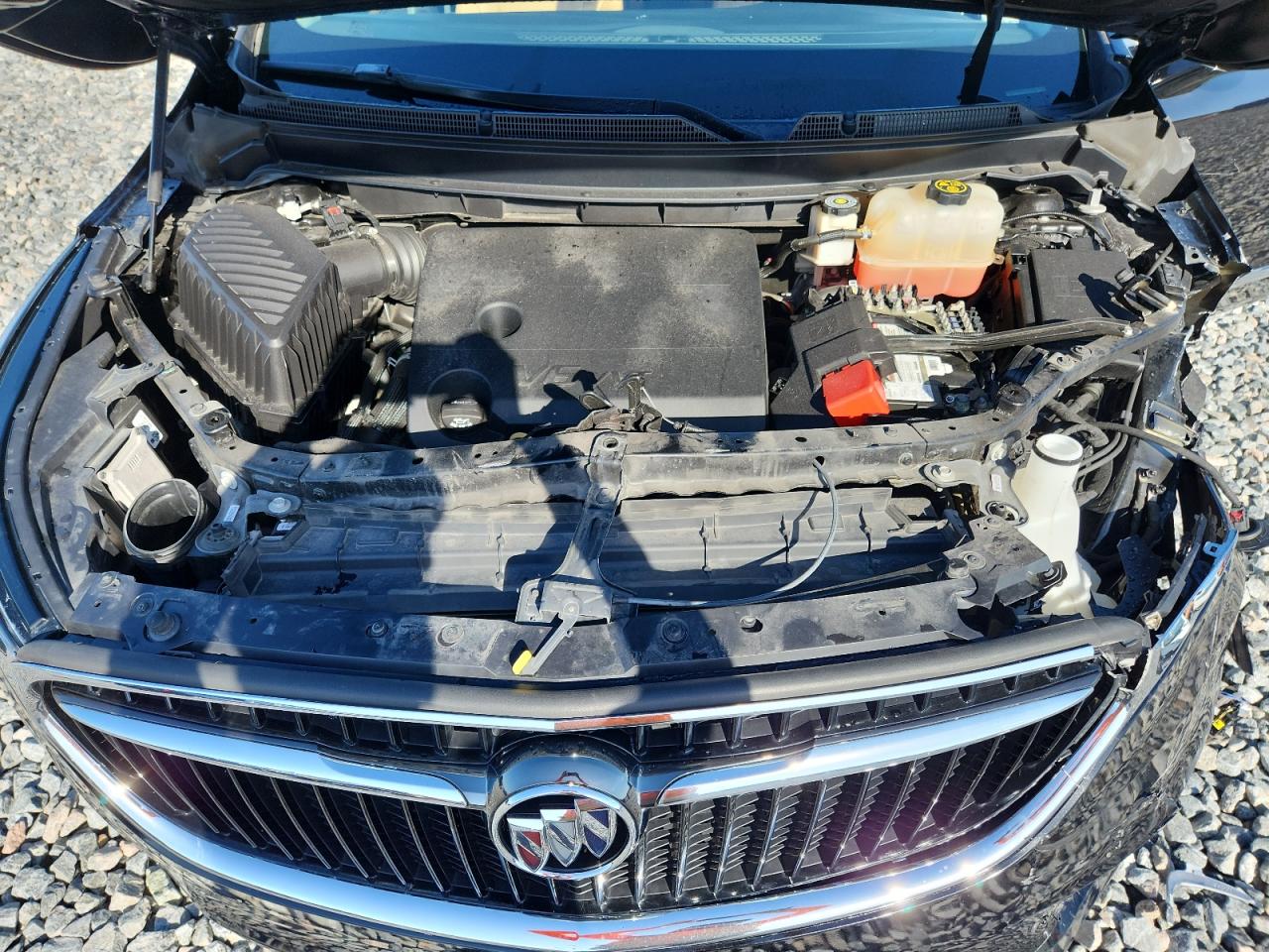 2018 Buick Enclave Essence VIN: 5GAERBKW3JJ190284 Lot: 60845255