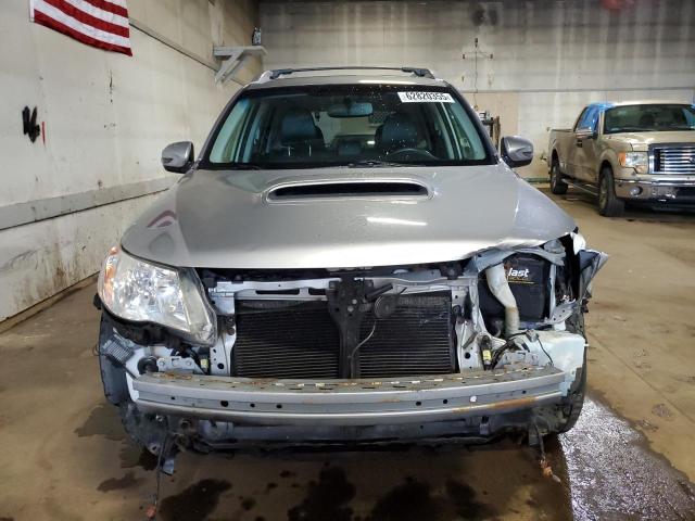  SUBARU FORESTER 2012 Серебристый