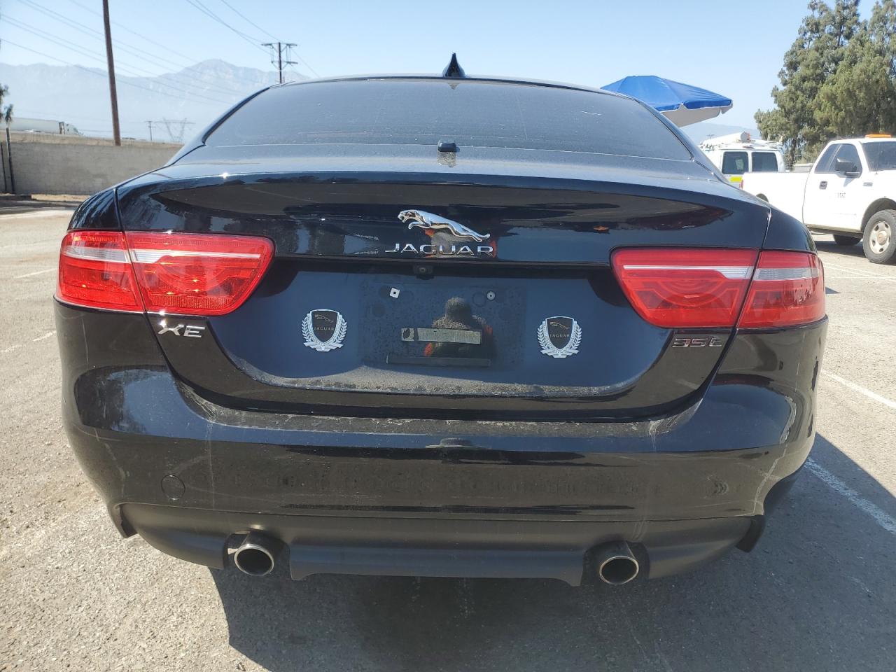 2017 Jaguar Xe Premium VIN: SAJAD4BV7HA975790 Lot: 59925055