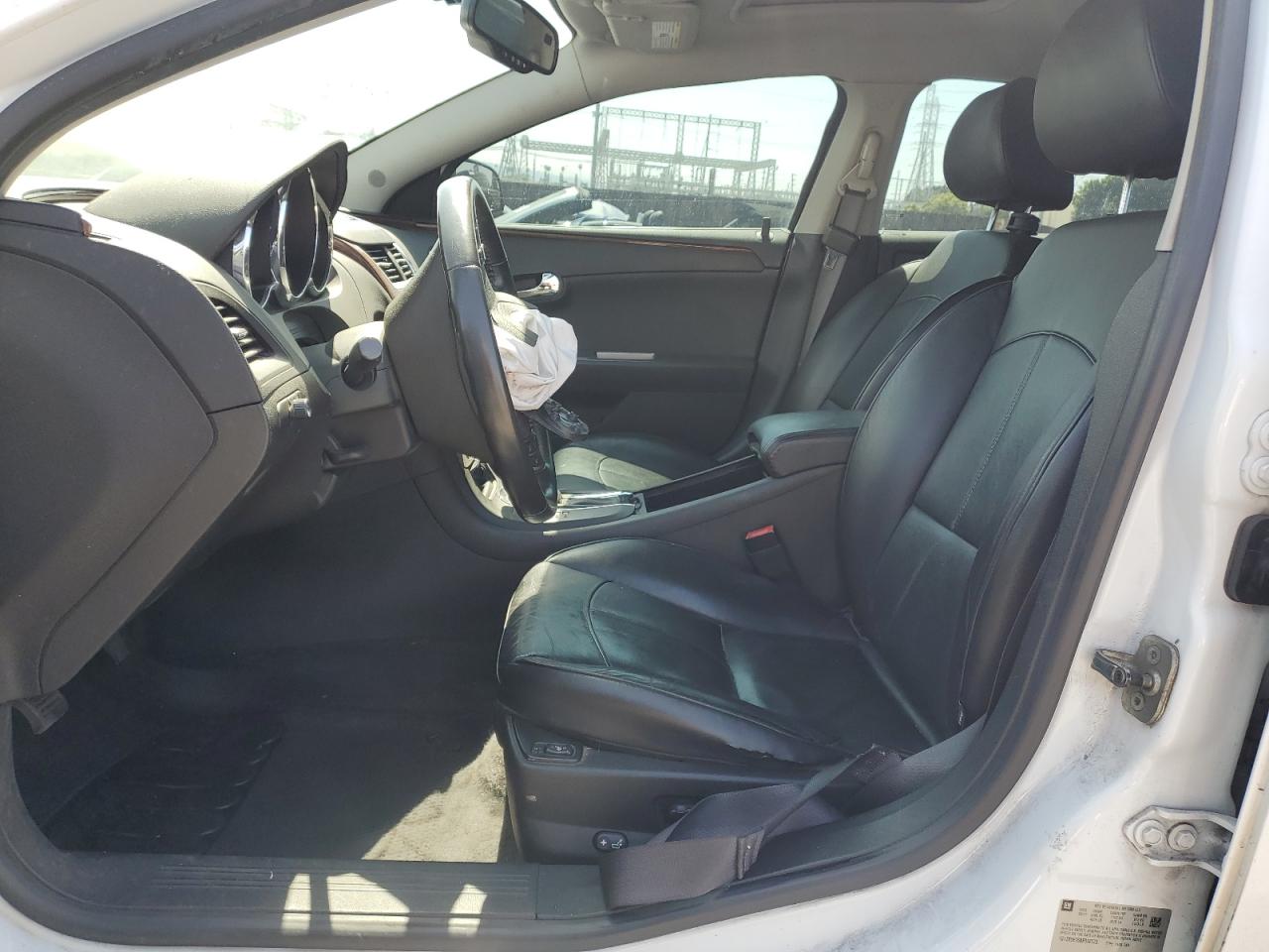 CHEVROLET MALIBU 2011 VIN 1G1ZE5E76BF392373 фото 7