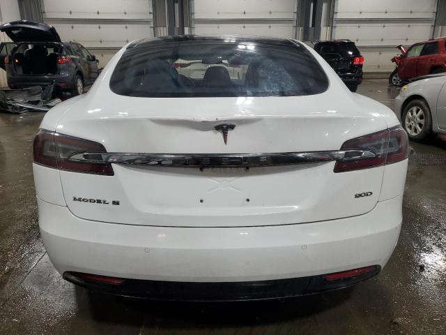  TESLA MODEL S 2016 Белы