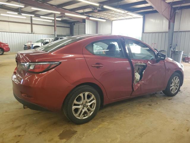  TOYOTA YARIS 2017 Красный
