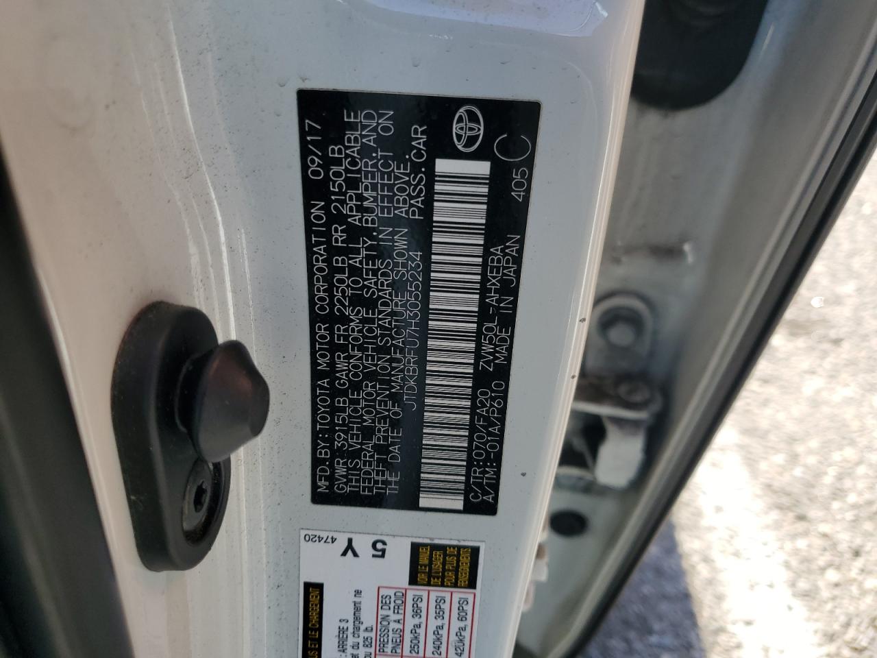 2017 Toyota Prius VIN: JTDKBRFU7H3055234 Lot: 62953295