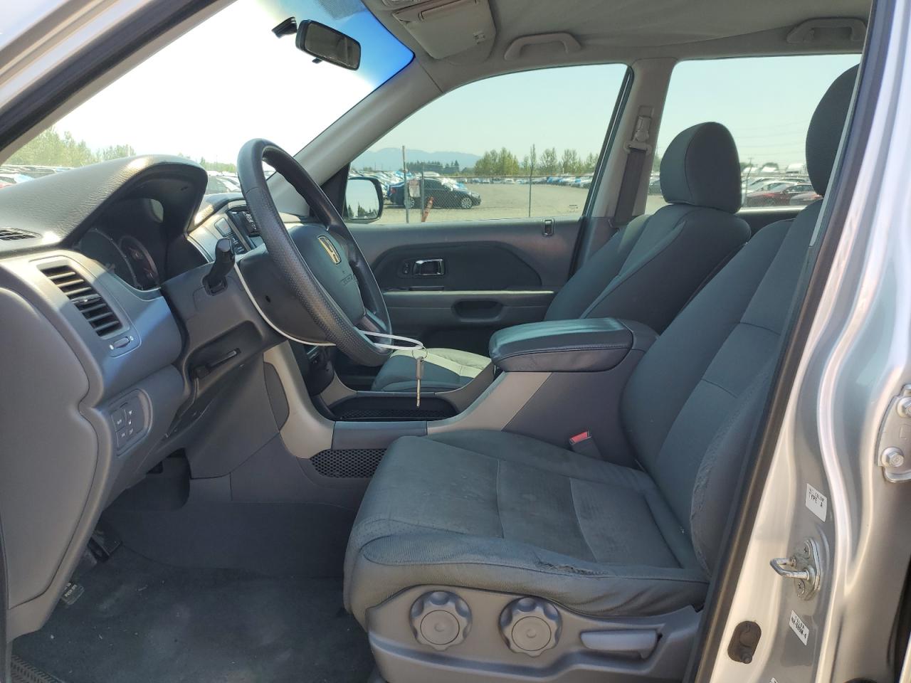 2006 Honda Pilot Lx VIN: 2HKYF18126H519776 Lot: 62408265