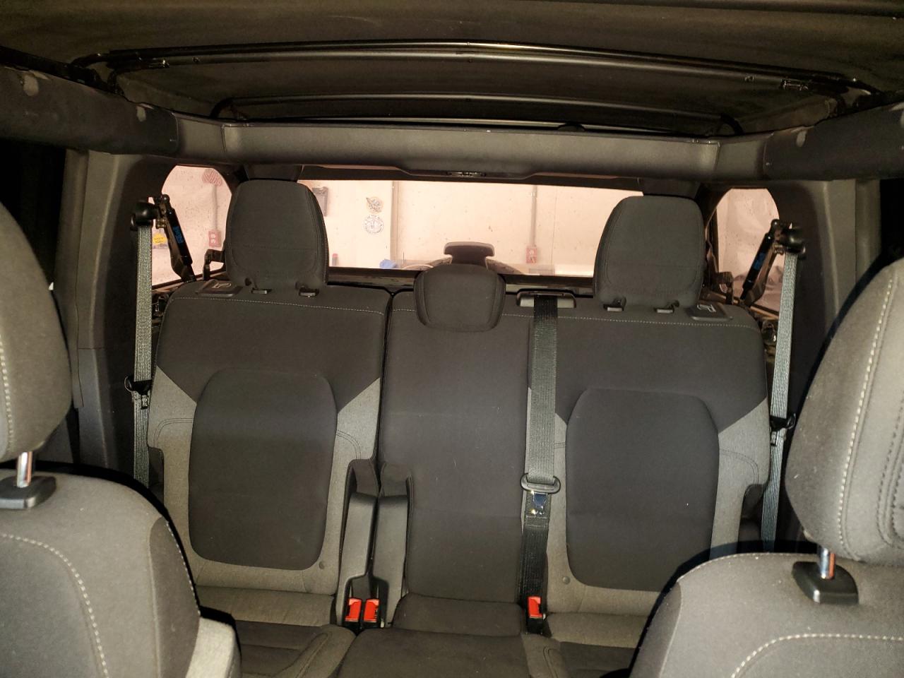 2022 Ford Bronco Base VIN: 1FMDE5BH7NLA80644 Lot: 60301295