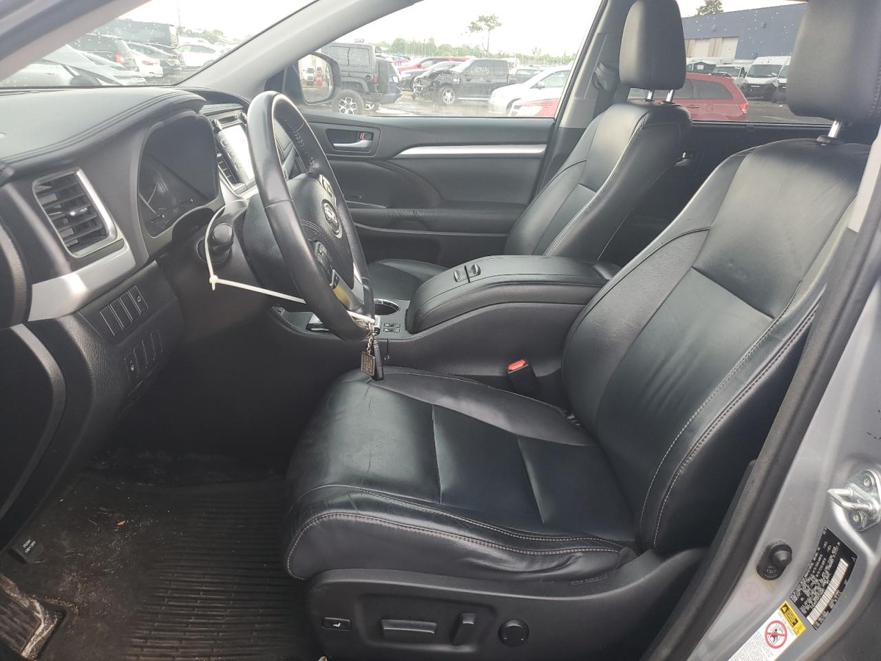 TOYOTA HIGHLANDER 2015 VIN 5TDJKRFH3FS146981 фото 7