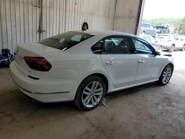  VOLKSWAGEN PASSAT 2019 White
