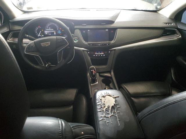  CADILLAC XT5 2017 Granatowy