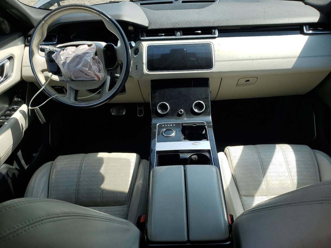 2018 Land Rover Range Rover Velar R-Dynamic Hse VIN: SALYM2RV4JA730077 Lot: 61153625
