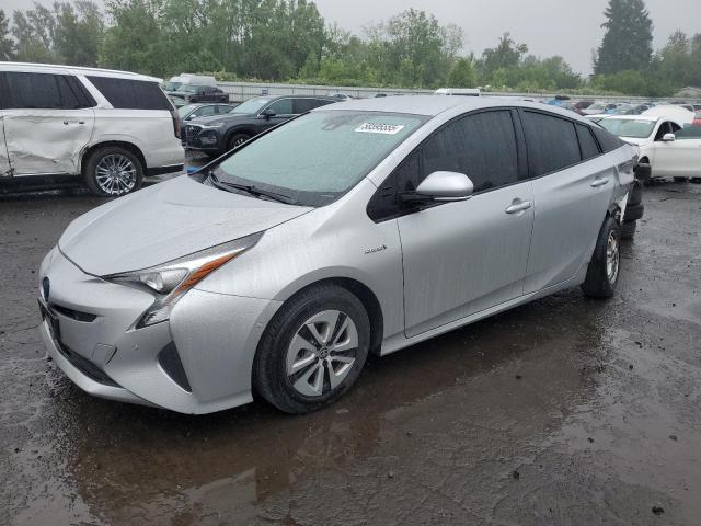  TOYOTA PRIUS 2017 Серебристый